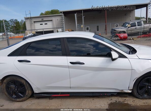 5NPLS4AG1MH030921 2021 HYUNDAI ELANTRA White 