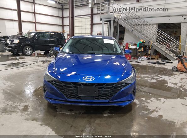 5NPLS4AG2MH052426 2021 HYUNDAI ELANTRA Blue Rear interior view