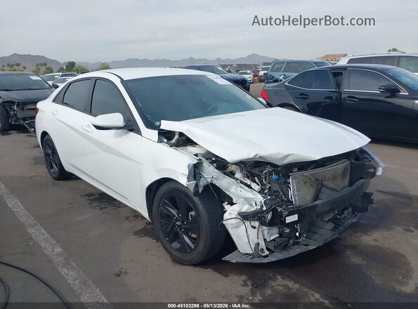 5NPLS4AG3NH062576 2022 HYUNDAI ELANTRA White 
