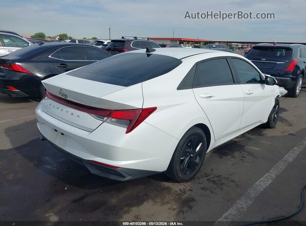 5NPLS4AG3NH062576 2022 HYUNDAI ELANTRA White 