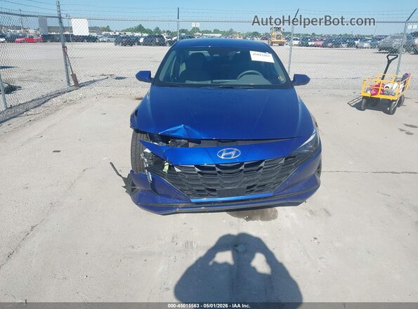 5NPLS4AG4PH091314 2023 HYUNDAI ELANTRA Blue Widok wnętrza z tyłu