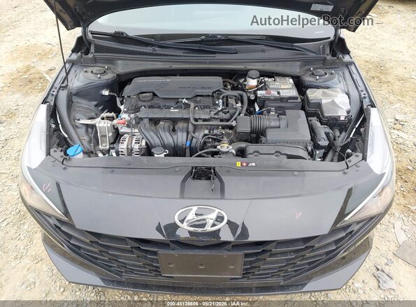 5NPLS4AG4PH112419 2023 HYUNDAI ELANTRA Black Հետևի տեսք
