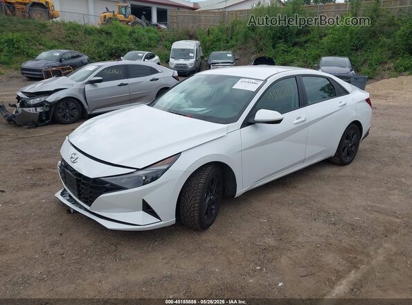 5NPLS4AG9MH003868 2021 HYUNDAI ELANTRA White წინა მარცხენა ხედი სამი მეოთხედიდან
