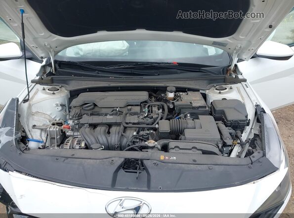 5NPLS4AG9MH003868 2021 HYUNDAI ELANTRA White უკანა ხედი
