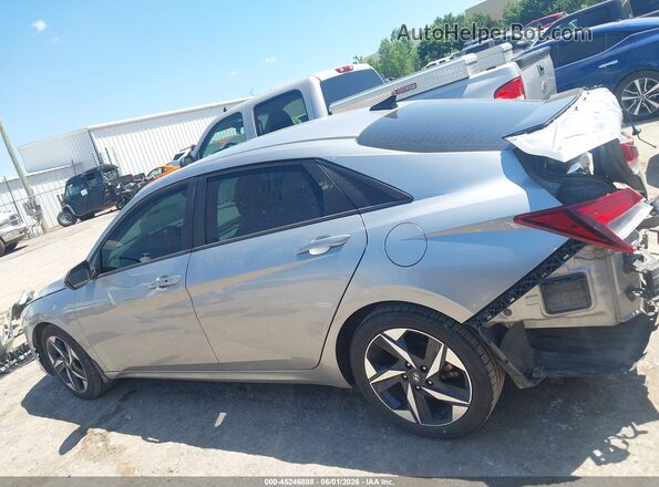 5NPLS4AG9PH112917 2023 HYUNDAI ELANTRA Серебряный 
