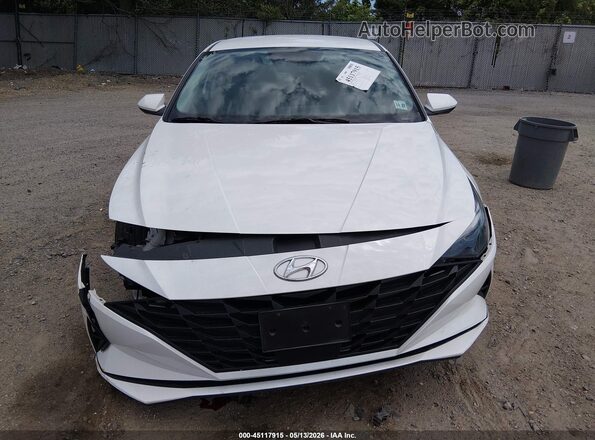 5NPLS4AGXPH102784 2023 HYUNDAI ELANTRA White Սալոնի հետևի տեսք