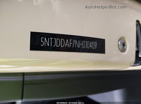 5NTJDDAF7NH010409 2022 HYUNDAI SANTA CRUZ Champagne Engine compartment view