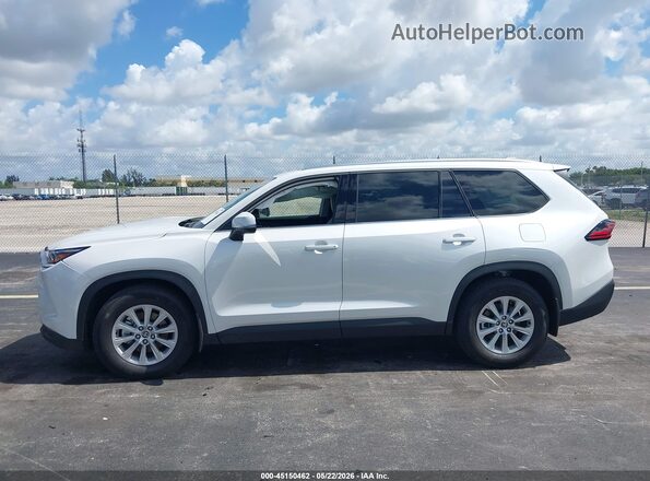 5TDAAAA53TS042620 2026 TOYOTA GRAND HIGHLANDER White Vista interior de 360 grados