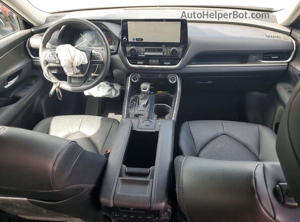 5TDAAAA5XSS033427 2025 TOYOTA GRAND Серебряный 