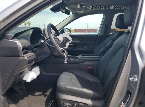 5TDAAAA5XSS033427 2025 TOYOTA GRAND Серебряный 