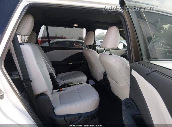 5TDAAAA65TS018425 2026 LEXUS TX 350 White VIN sticker view
