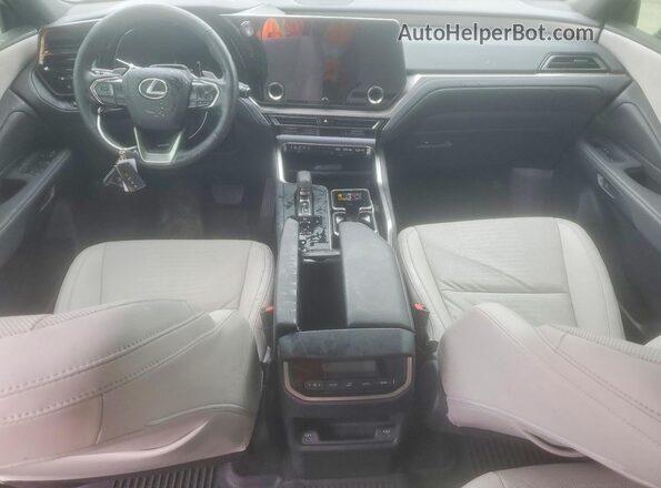 5TDAAAA6XSS015437 2025 LEXUS TX Silver წინა პანელის ხედი