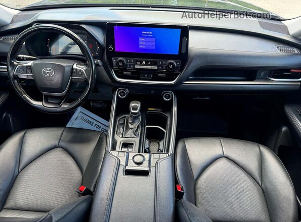 5TDAAAB55RS007973 2024 TOYOTA GRAND Черный Вид задней части салона