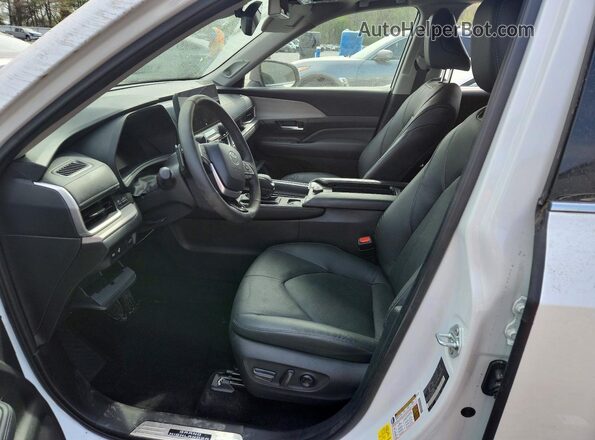 5TDAAAB56RS041789 2024 TOYOTA GRAND White 
