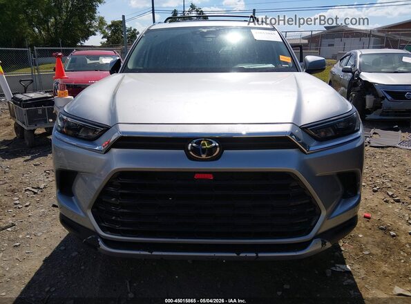 5TDAAAB59TS118694 2026 TOYOTA LE Silver Вид задньої частини салону