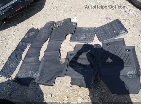 5TDAAAB59TS118694 2026 TOYOTA LE Silver Вид щитка приладів