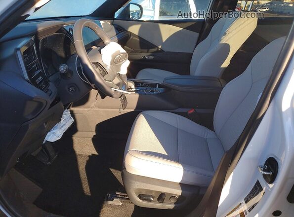 5TDAAAB63RS020374 2024 LEXUS TX White 