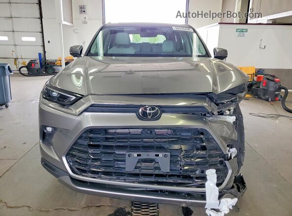 5TDACAB56SS042733 2025 TOYOTA GRAND Gray Front view