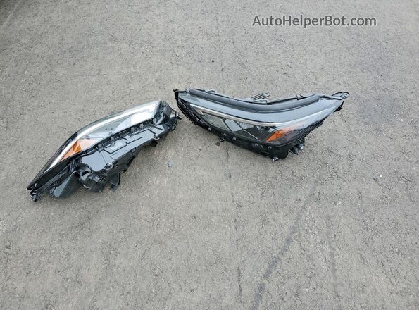 5TDACAB56SS054364 2025 TOYOTA GRAND Red Вид наклейки з VIN-кодом