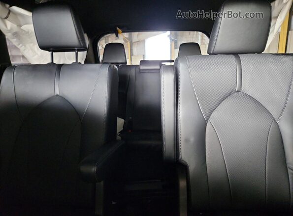5TDACAB58TS079249 2026 TOYOTA GRAND Black Rear seats view