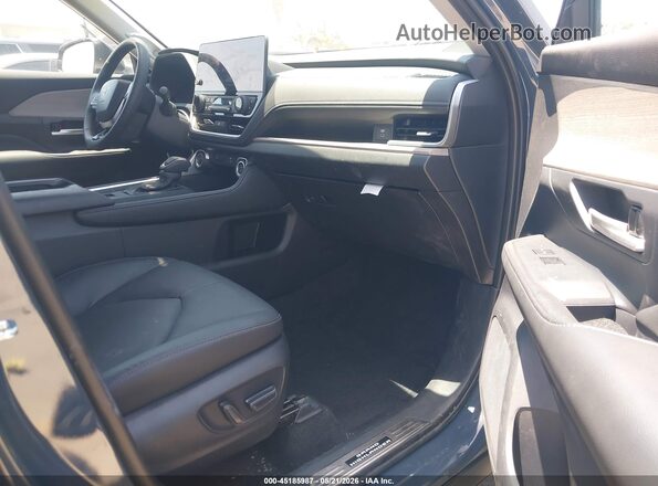 5TDACAB59TS087909 2026 TOYOTA GRAND HIGHLANDER HYBRID Gray Front interior view