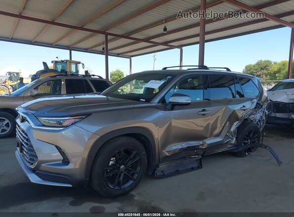 5TDADAB52TS029203 2026 TOYOTA GRAND HIGHLANDER HYBRID Gray Vista interior de 360 grados