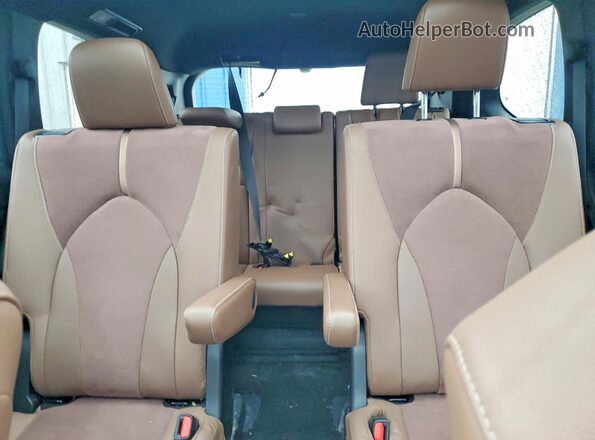 5TDADAB54RS007664 2024 TOYOTA LIMITED Blue უკანა სავარძლების ხედი