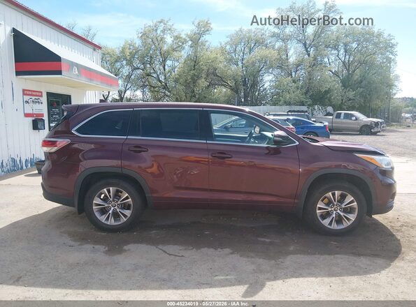 5TDBKRFH0GS270728 2016 TOYOTA HIGHLANDER Maroon Widok wnętrza z tyłu