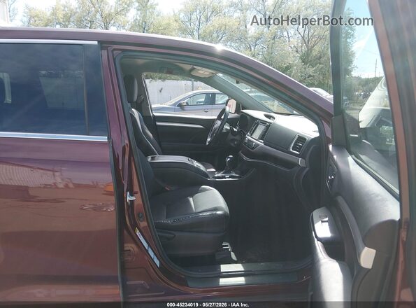 5TDBKRFH0GS270728 2016 TOYOTA HIGHLANDER Maroon Widok wnętrza z przodu