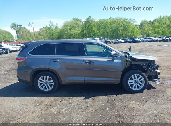 5TDBKRFH1GS269233 2016 TOYOTA LE Gray Вид задньої частини салону