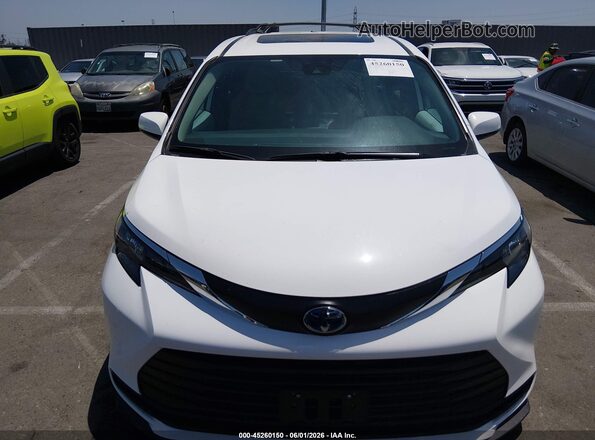 5TDBRKEC0SS261707 2025 TOYOTA SIENNA White Вид щитка приладів