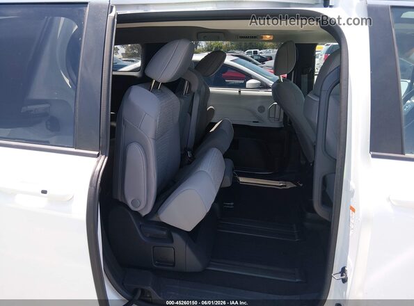 5TDBRKEC0SS261707 2025 TOYOTA SIENNA White Вид наклейки з VIN-кодом