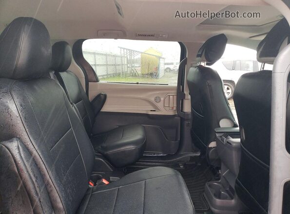 5TDBRKEC4NS131840 2022 TOYOTA SIENNA Blue Vista interior trasera