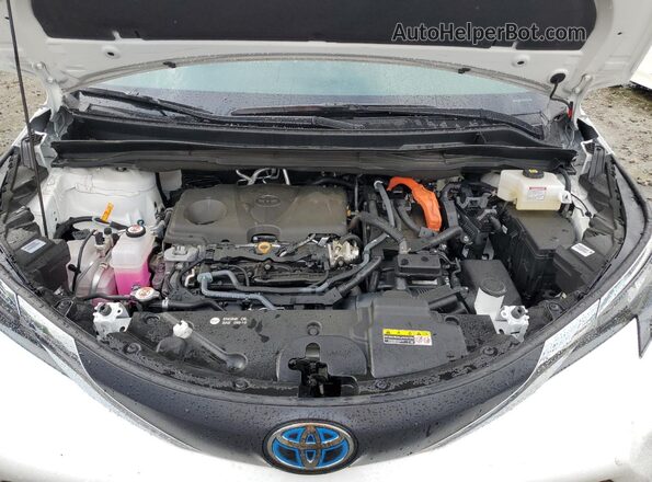 5TDBSKFC7SS154429 2025 TOYOTA LE White Vista del compartimento del motor