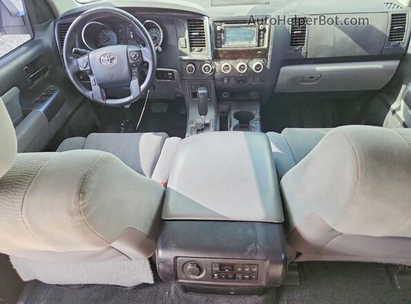 5TDBY5G13JS162135 2018 TOYOTA SEQUOIA Белый Вид панели приборов