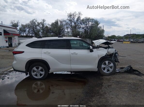 5TDBZRBHXLS035801 2020 TOYOTA LE White 