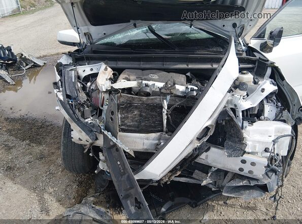 5TDBZRBHXLS035801 2020 TOYOTA LE White 
