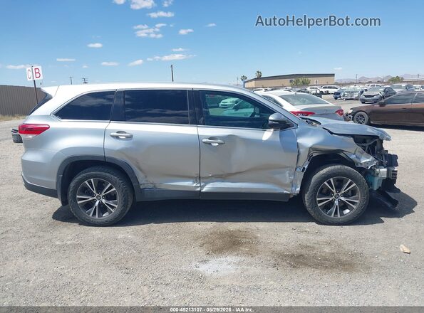 5TDBZRFH0KS980183 2019 TOYOTA HIGHLANDER Silver Սալոնի 360 աստիճան տեսք