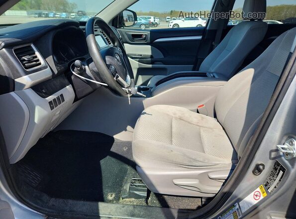 5TDBZRFH3HS406511 2017 TOYOTA HIGHLANDER Silver Սալոնի դիմացի տեսք