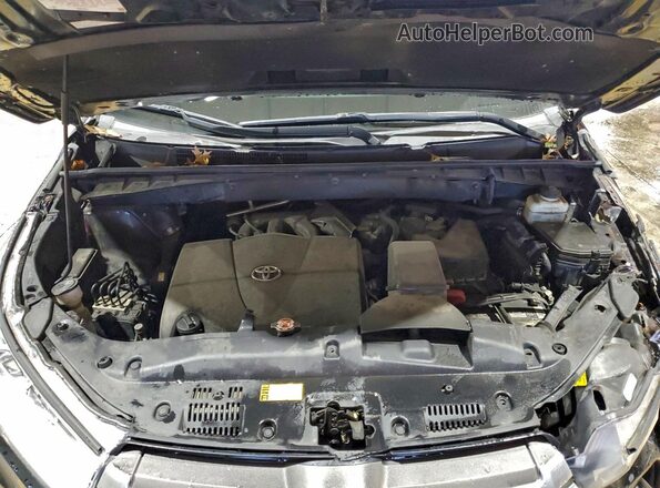 5TDBZRFH4HS477605 2017 TOYOTA HIGHLANDER Black Vista del compartimento del motor