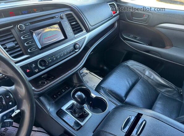 5TDBZRFH6JS913523 2018 TOYOTA HIGHLANDER Gray Вид щитка приладів