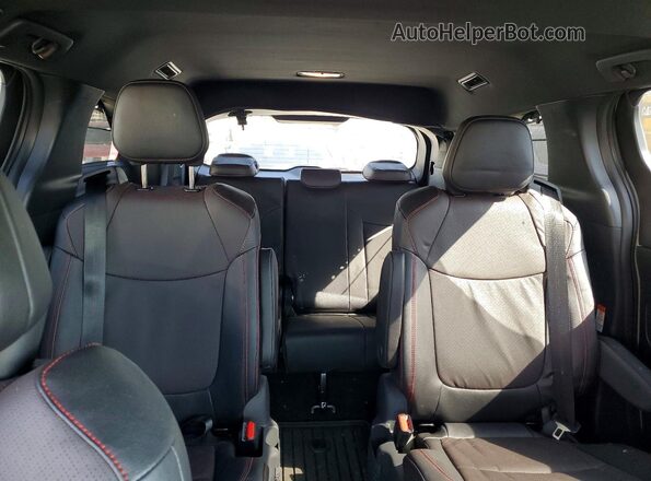 5TDCRKEC3SS285424 2025 TOYOTA SIENNA Серый 