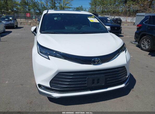 5TDCSKFC0TS251509 2026 TOYOTA SIENNA White 
