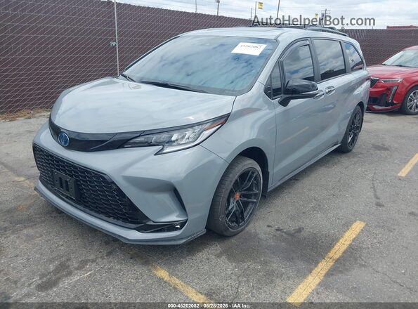 5TDCSKFC3SS167828 2025 TOYOTA SIENNA Gray Vista tres cuartos delantera izquierda