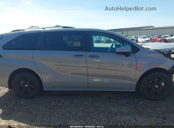 5TDCSKFC4SS155204 2025 TOYOTA SIENNA Gray Սալոնի հետևի տեսք