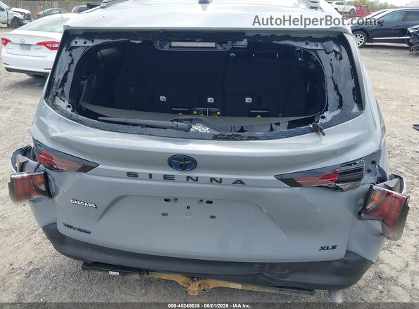 5TDCSKFC8SS201682 2025 TOYOTA SIENNA Gray Widok z przodu