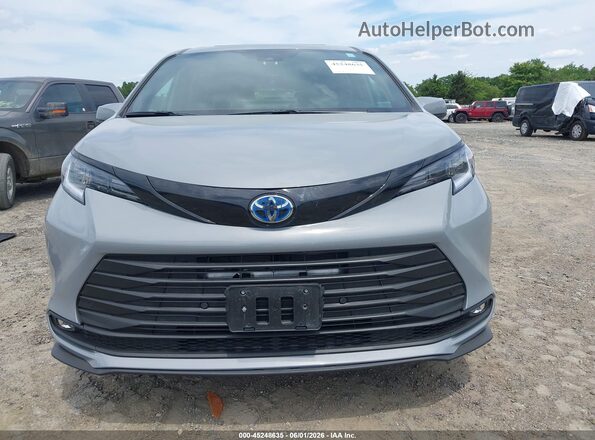 5TDCSKFC8SS201682 2025 TOYOTA SIENNA Gray Widok zestawu wskaźników
