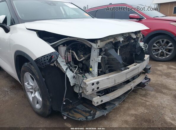 5TDCZRAH6MS528320 2021 TOYOTA HIGHLANDER White Front view