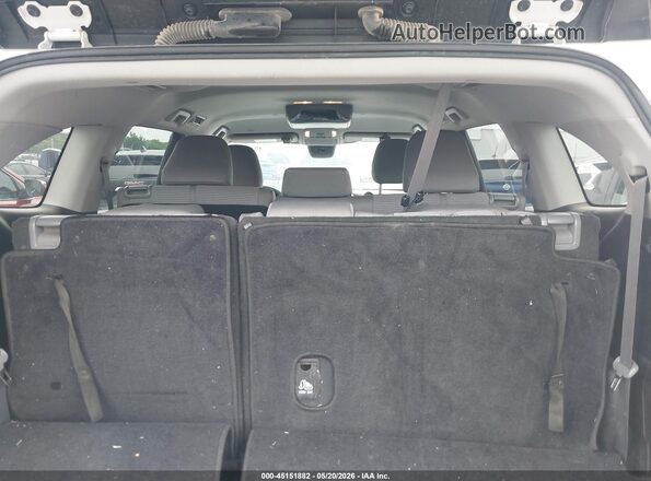 5TDCZRAH6MS528320 2021 TOYOTA HIGHLANDER White 