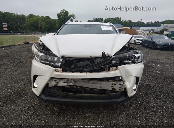 5TDDGRFH0JS044013 2018 TOYOTA HIGHLANDER HYBRID White Widok zestawu wskaźników